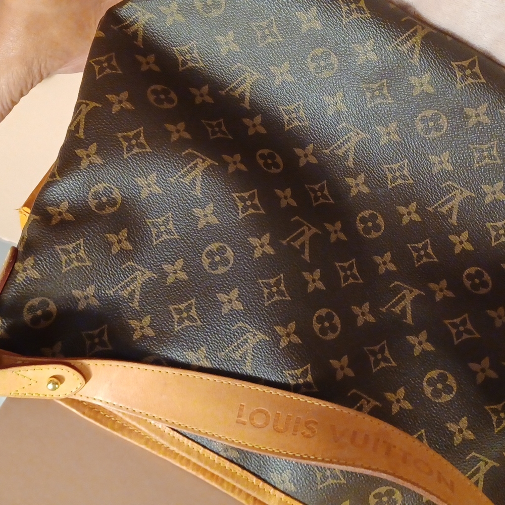 Beautiful  louis vuitton - Picture 3 of 8